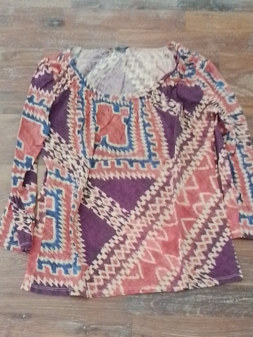 Aritzia Talula Aztec Style Top size L